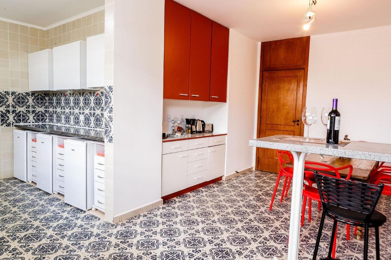 Aluguel De Suites Por Temporada Em Alto De Pinheiros ساو باولو المظهر الخارجي الصورة
